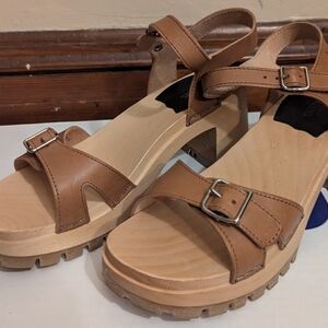 Stylish Brown Leather Sandals